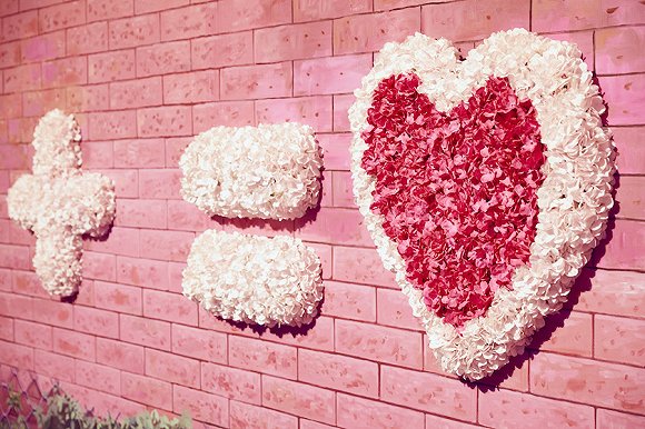 蚂蜂窝把最有名的"网红墙"都搬到了三里屯 让你拍个够--中国广告网--c